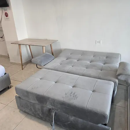 Marina Del Rey Gaitan Aparthotel
