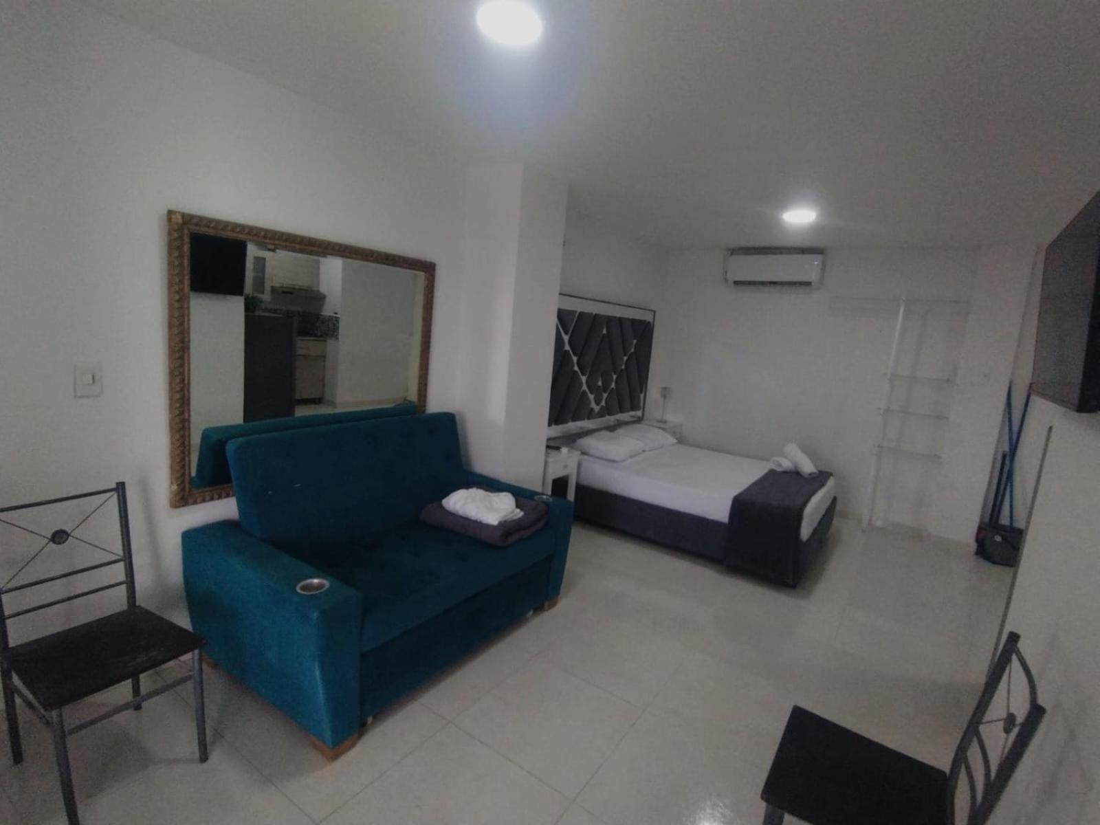 Apartahotel Marina Del Rey Gaitan *