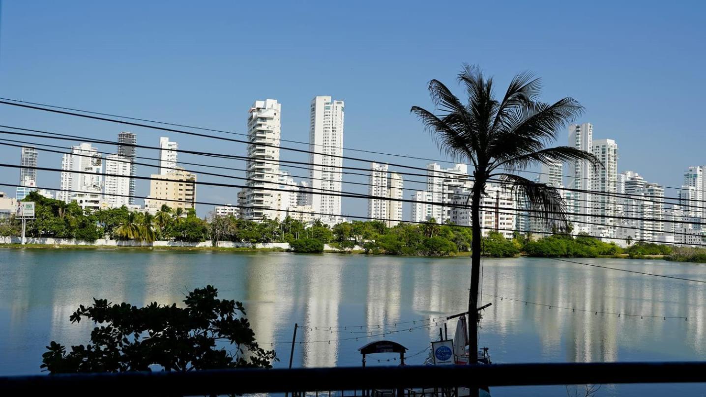 Marina Del Rey Gaitan Apartahotel