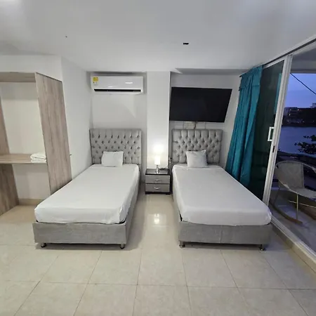 Apartahotel Marina Del Rey Gaitan *