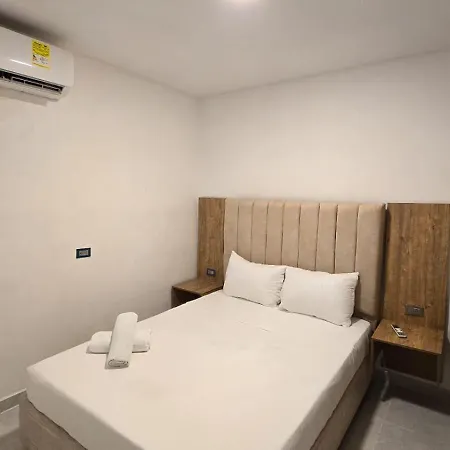 Apartahotel Marina Del Rey Gaitan *